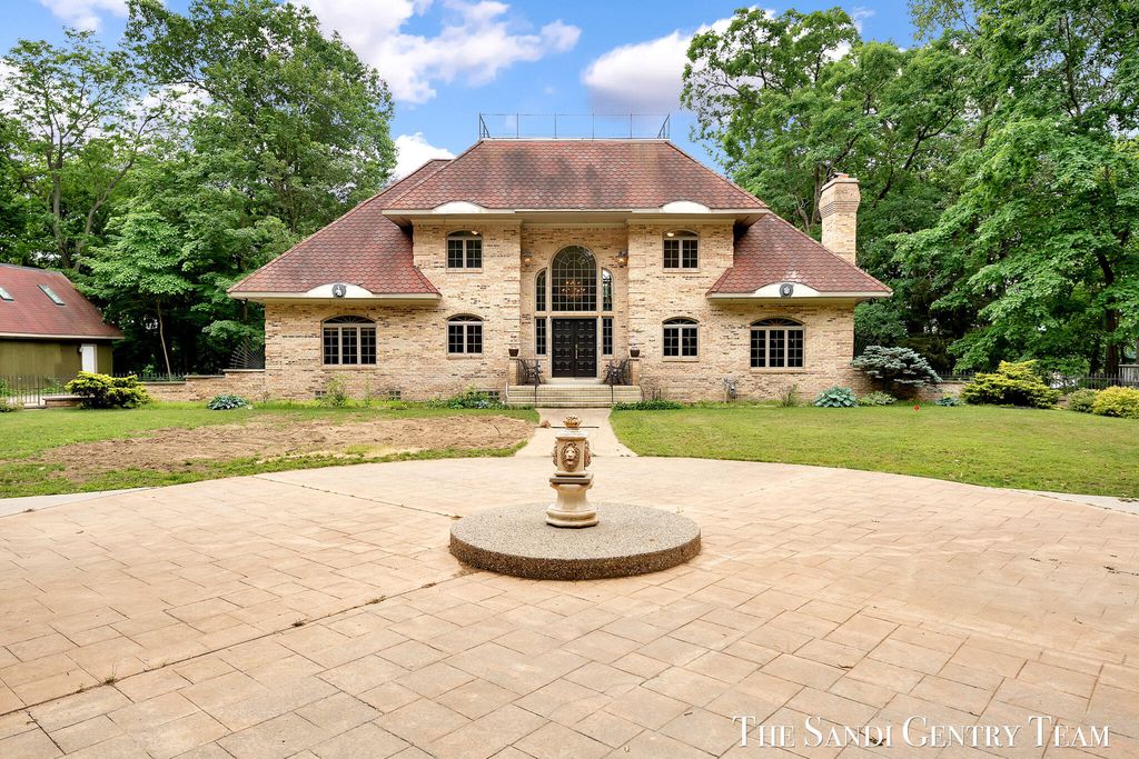 3652 118th Avenue, Valley township