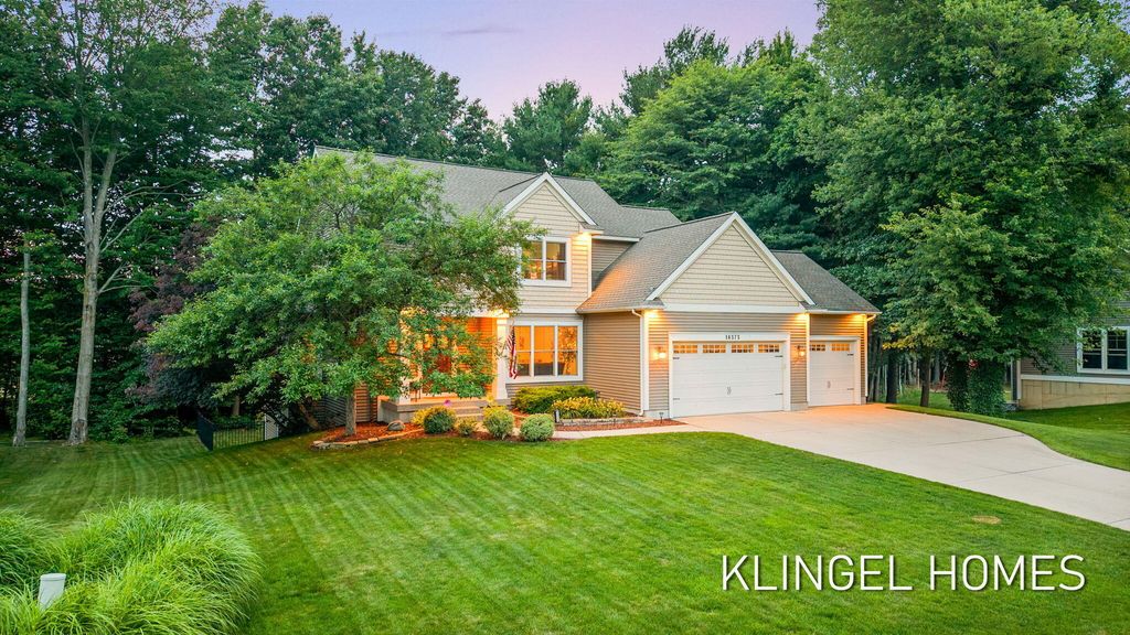 16373 W Willow Drive, Spring Lake township