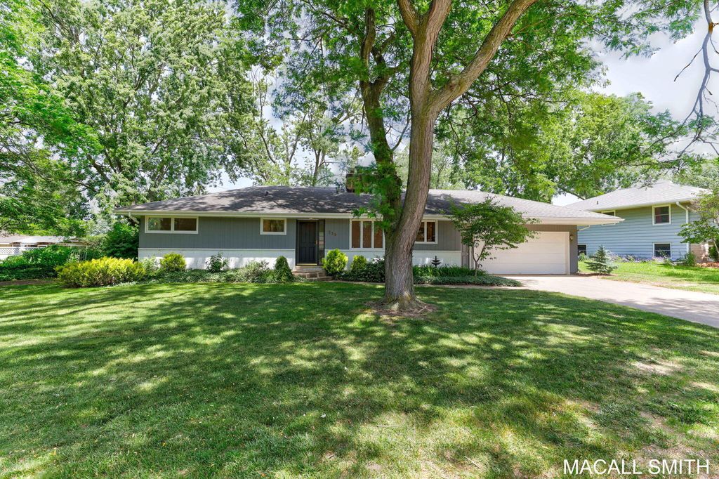 339 Wildwood Drive, Holland city
