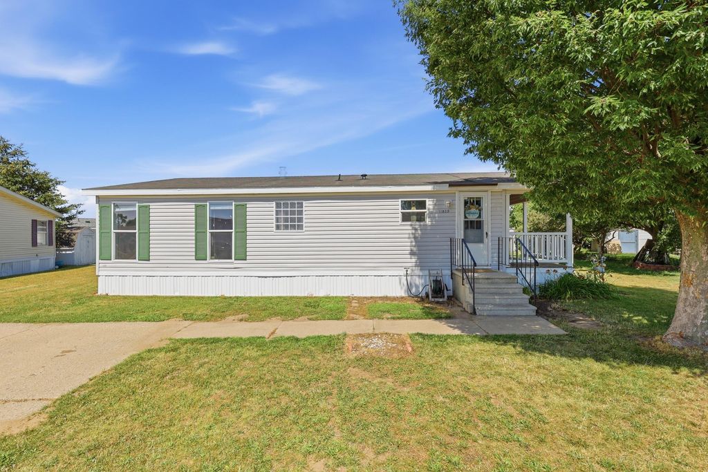 11839 Hidden Harbor Unit: 127, Holland charter township