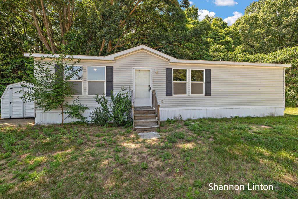 8783 Muirfield Drive, Olive township