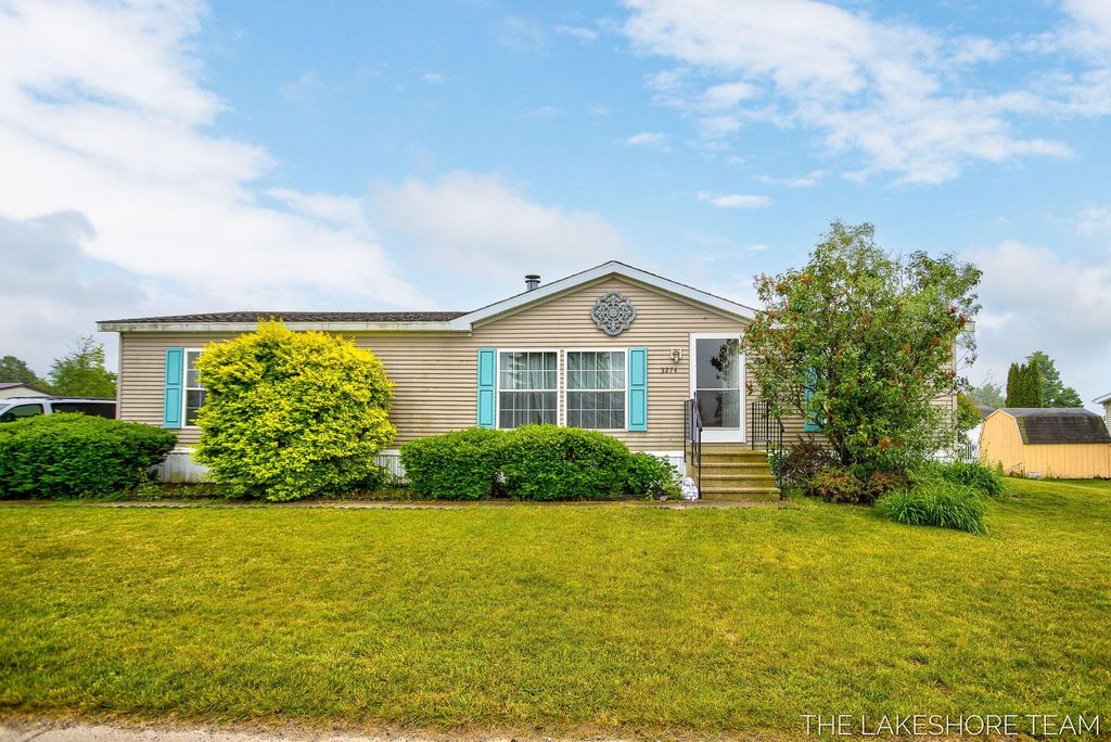 3274 Barbaray Way, Holland charter township