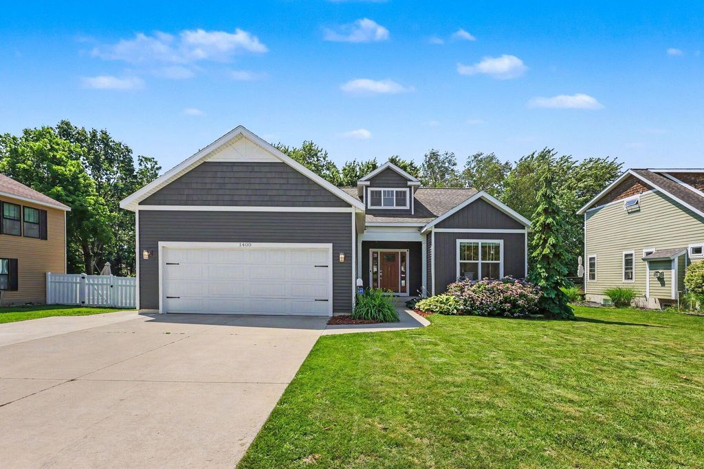 1400 Taylor Avenue, Grand Haven city