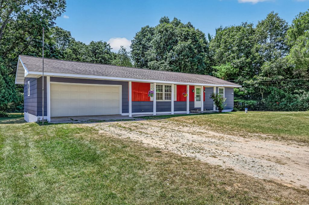 2897 W Winston Road, Rothbury village