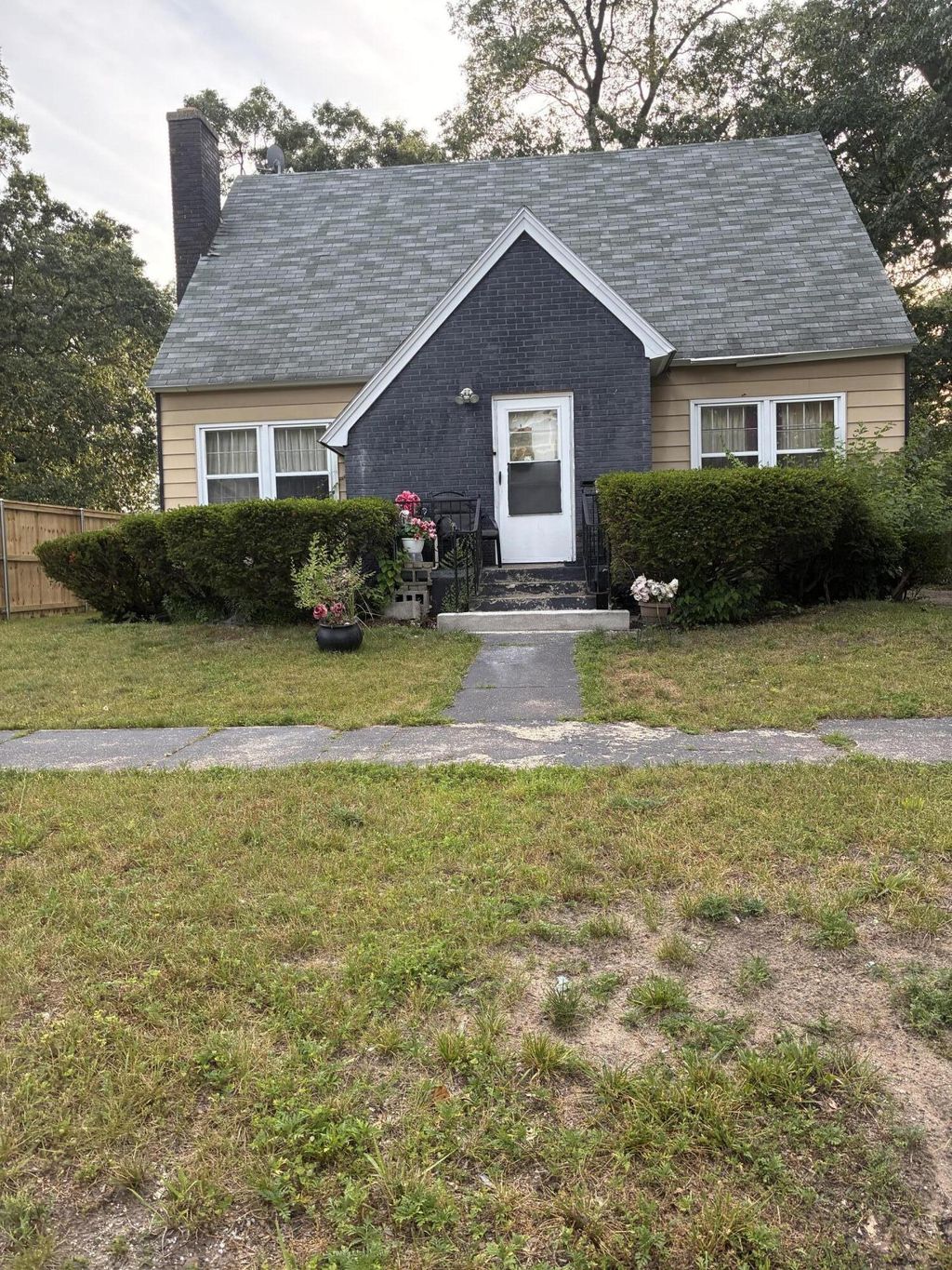 2429 Maffett Street, Muskegon Heights city