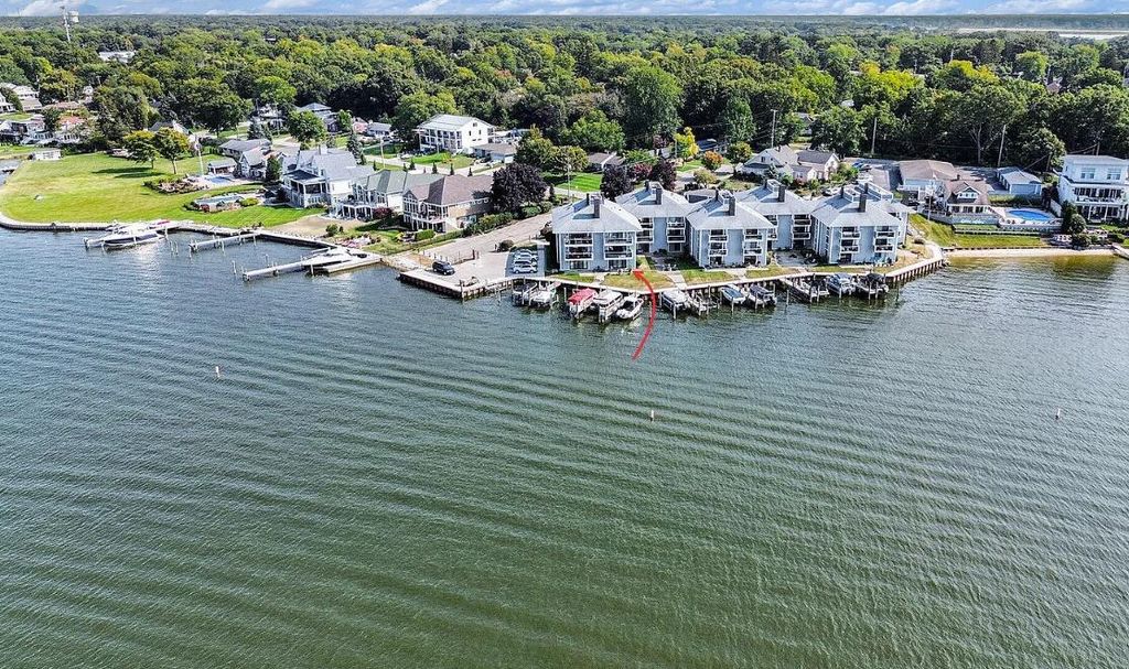 400 Lakeview Court Unit: 01a, Spring Lake