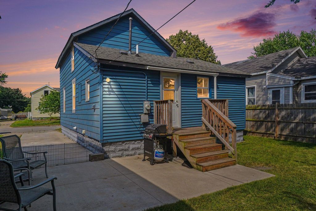 312 Elliott Avenue, Grand Haven city