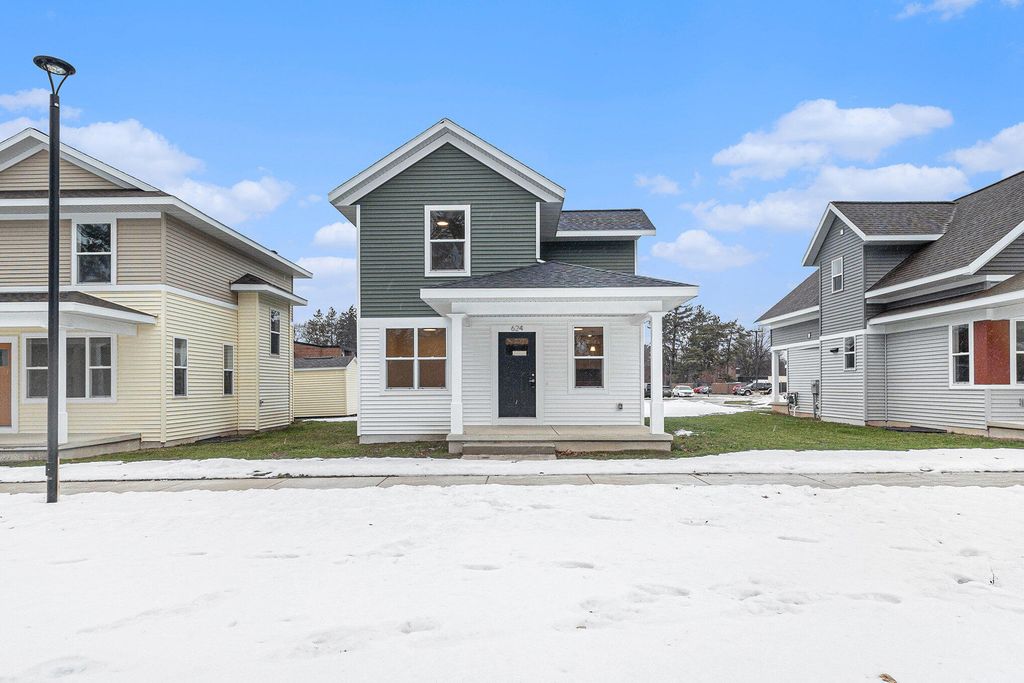 2071 Linden Avenue Se, Grand Rapids city
