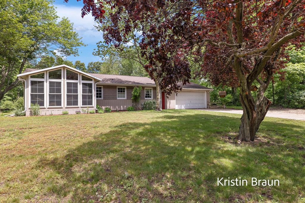 15497 Blair Street, Port Sheldon township
