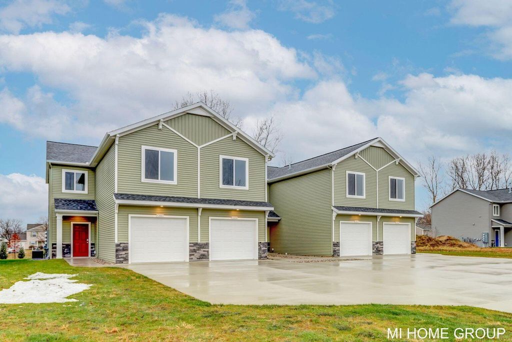13676 Signature Drive, Holland charter township