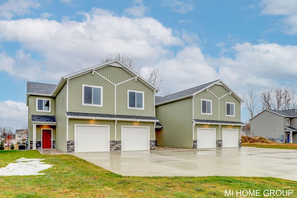 13680 Signature Drive, Holland charter township