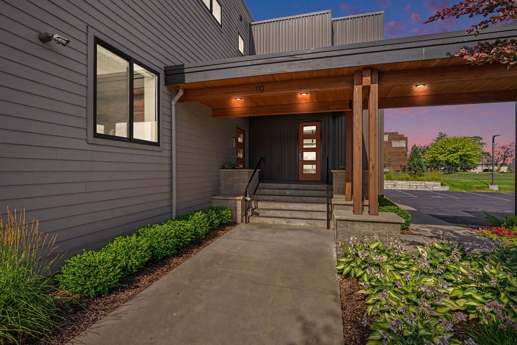 110 Central Avenue Unit: 106, Holland city
