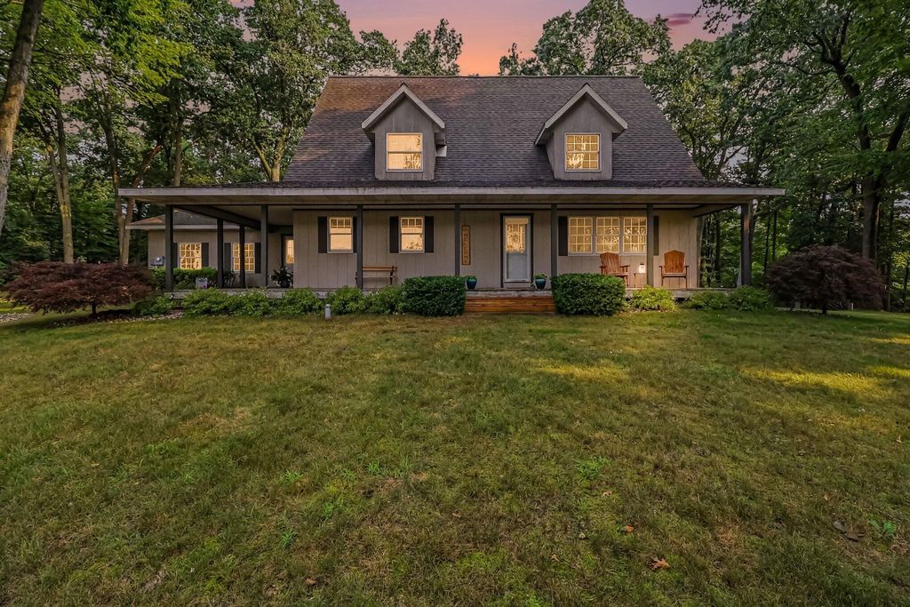 4300 Fruitvale Road, Montague township