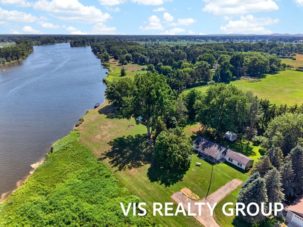 14911 Groenevelt Road, Crockery township