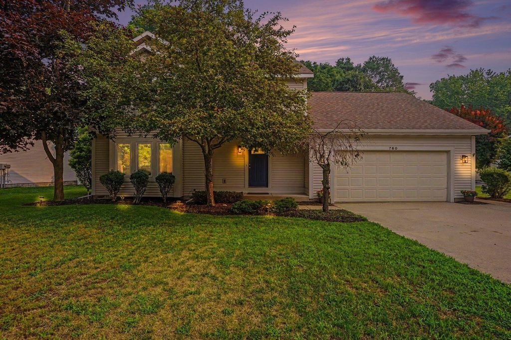 760 Brookridge Drive, Norton Shores city