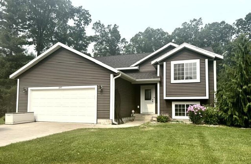 297 Jayden Drive, Egelston township