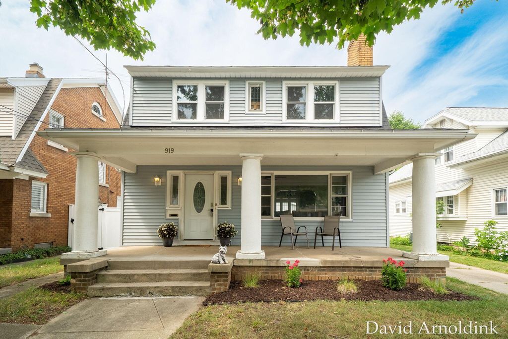 919 Myrtle Street Nw, Grand Rapids city
