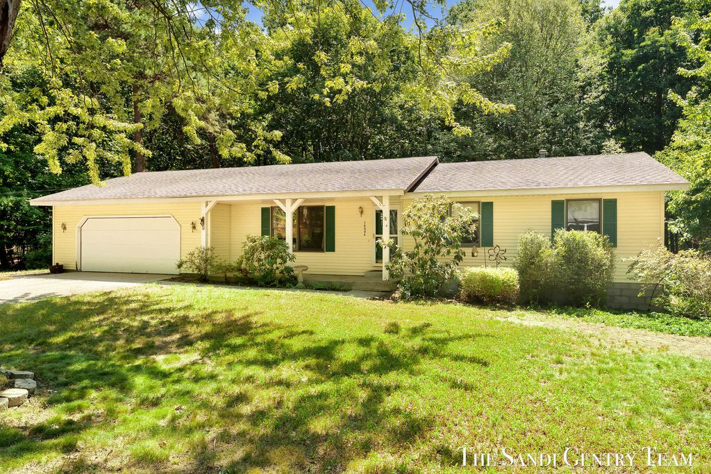 14504 Cameron Court, Grand Haven charter township