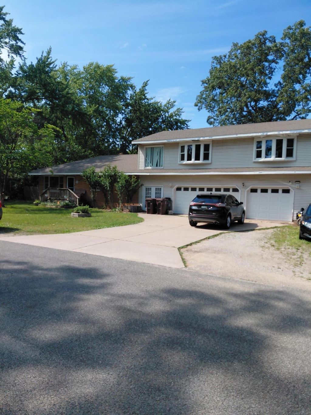 1670 Vine Avenue, Muskegon charter township