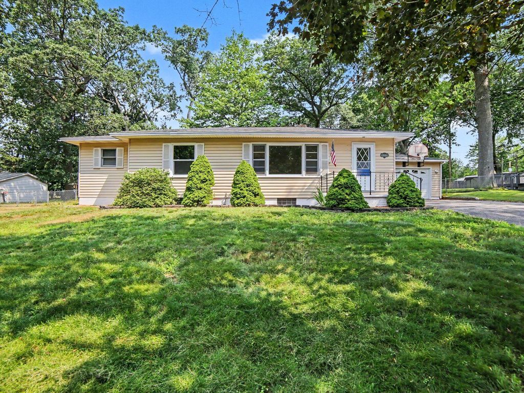 5120 Ripley Street, Montague