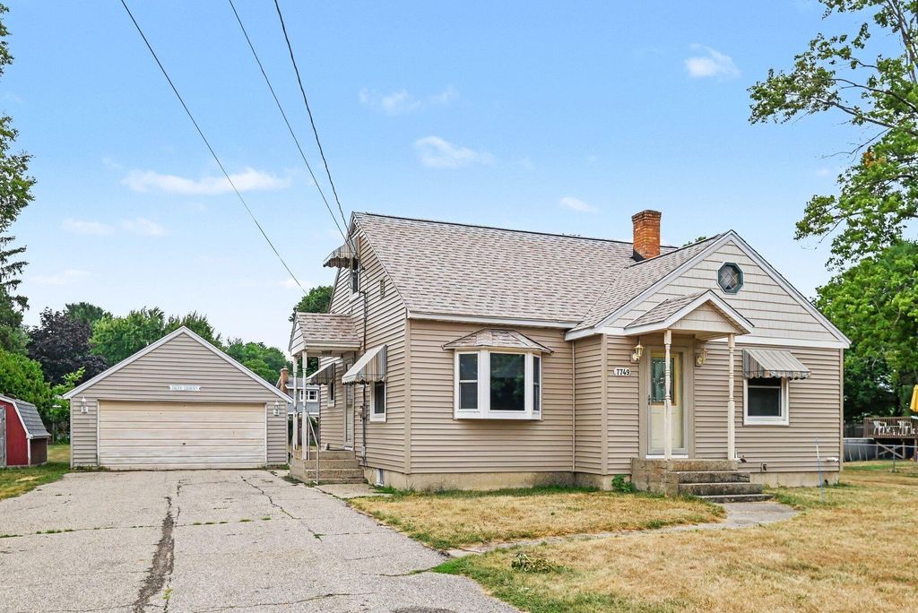 7749 Henry Avenue, Georgetown charter township