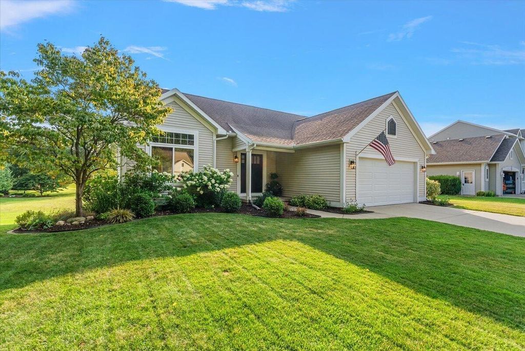 312 Sand Castle Drive, Park township