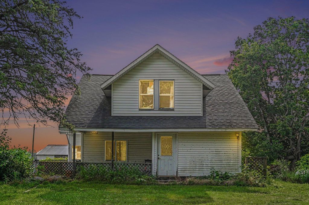 41491 70th Street, Bangor township