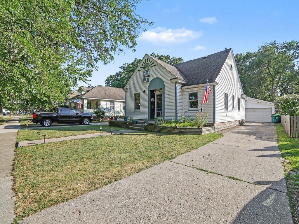 513 Fowler Street, North Muskegon city