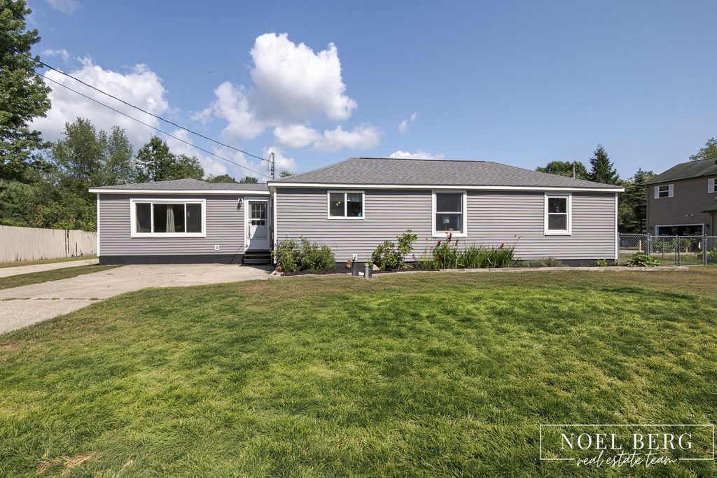 1104 S Drent Road, Egelston township