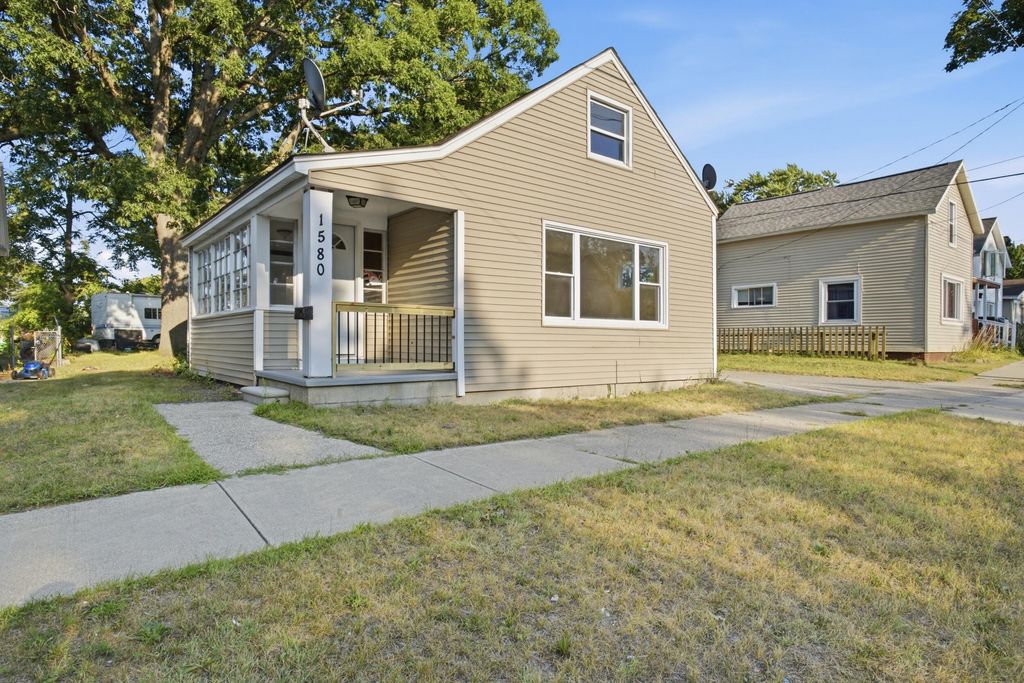 1580 Beidler Street, Muskegon city