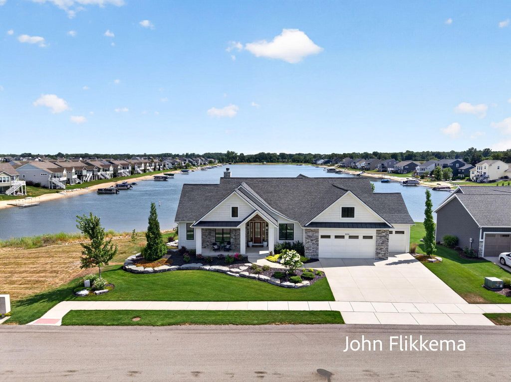 8326 Tantrum Drive, Allendale charter township