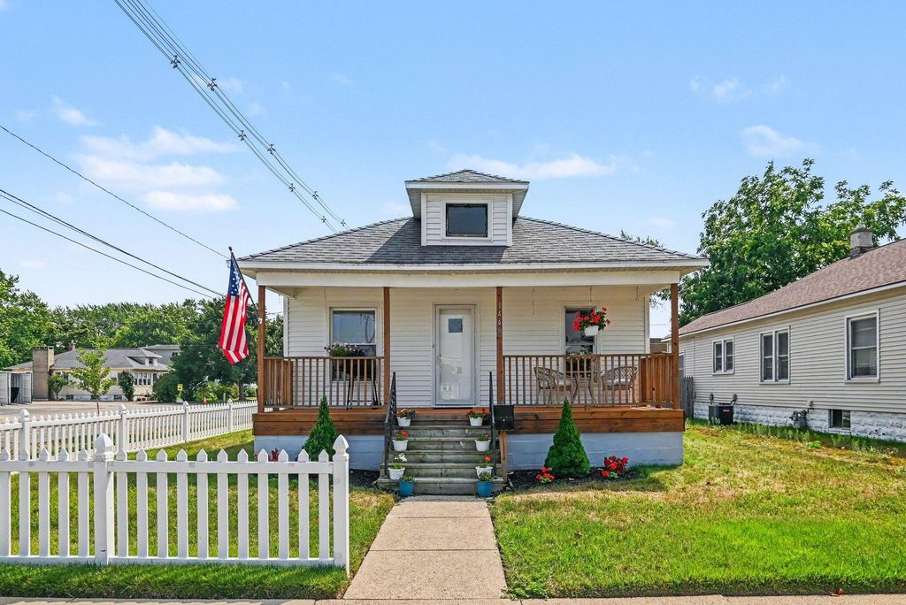 1448 Columbus Avenue, Grand Haven city