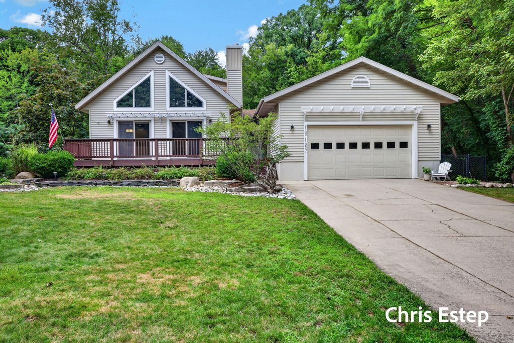 18127 Lovell Road, Spring Lake township
