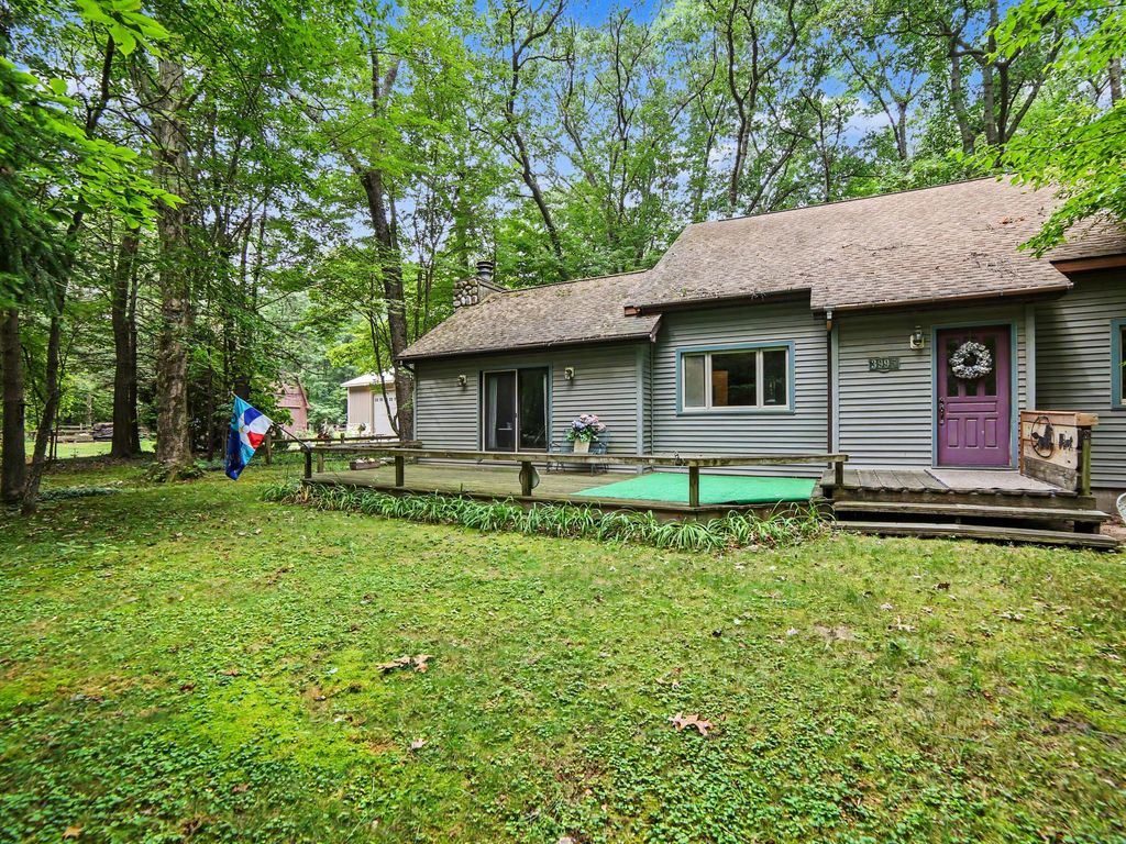 3995 Jay Road, Fruitland township