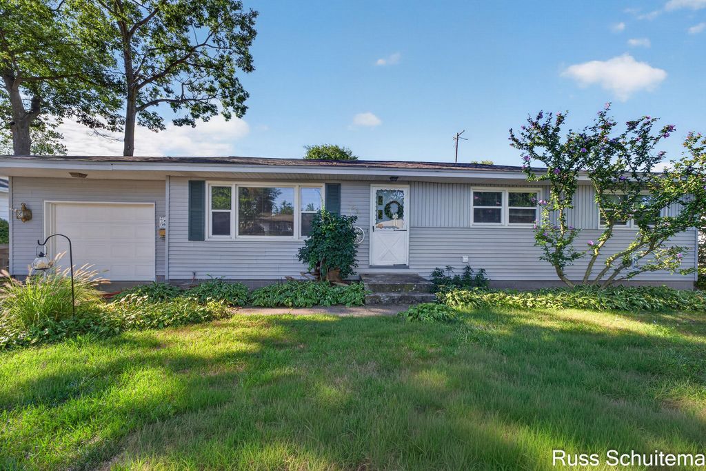 1501 Greenwich Road, Roosevelt Park city