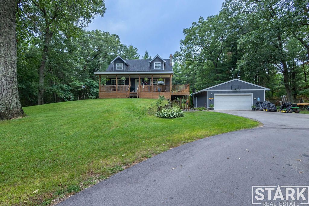 6387 Staple Road, Dalton township
