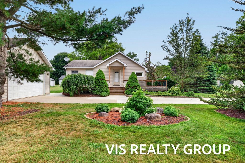 125 E Jefferson Street, Newaygo city