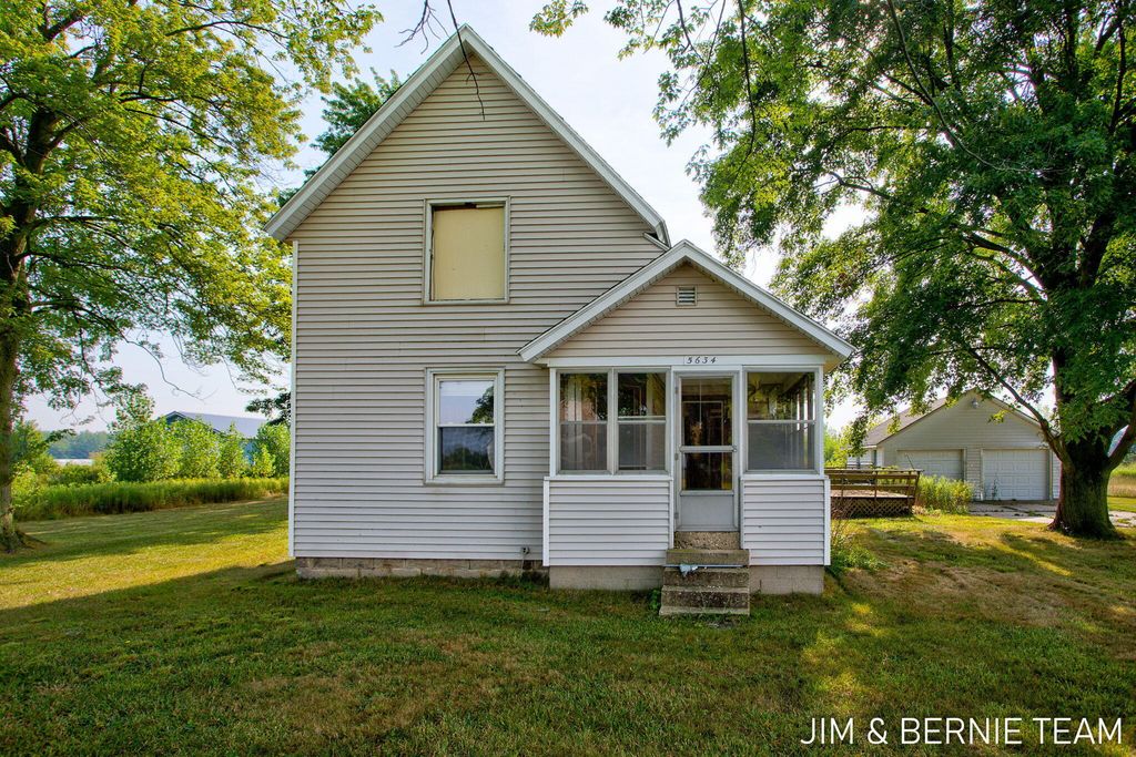 5634 88th Avenue, Blendon township