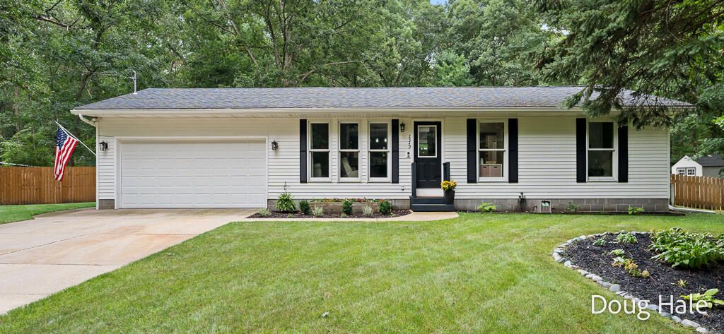 2349 Pillon Road, Dalton township