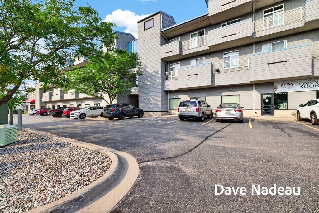 529 Miller Drive Unit: 204, Grand Haven