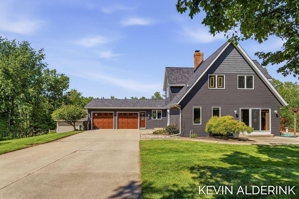 8959 Ottogan Street, Zeeland charter township