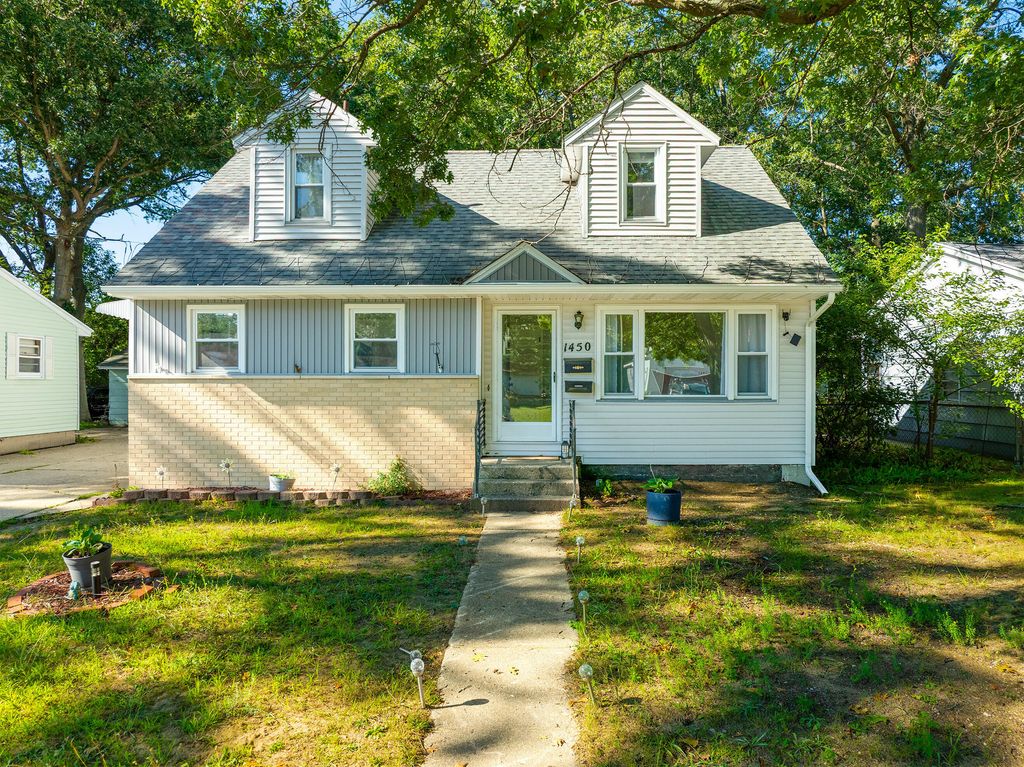 1450 Wesley Avenue, Muskegon city