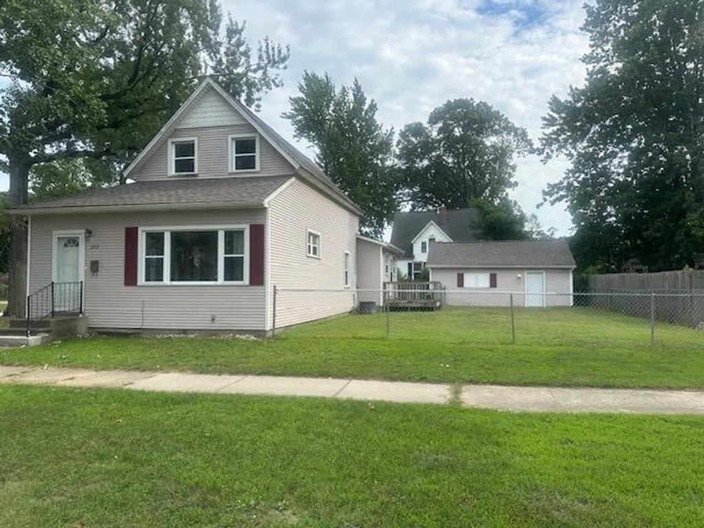 283 W Forest Avenue, Muskegon city