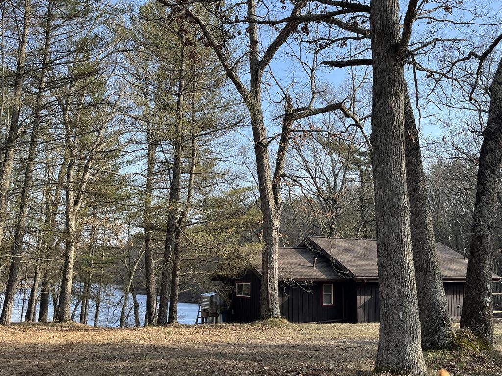 1785 N Schneider Lake Road, Whitehall township