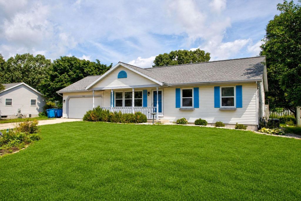 15469 Mercury Drive, Grand Haven charter township