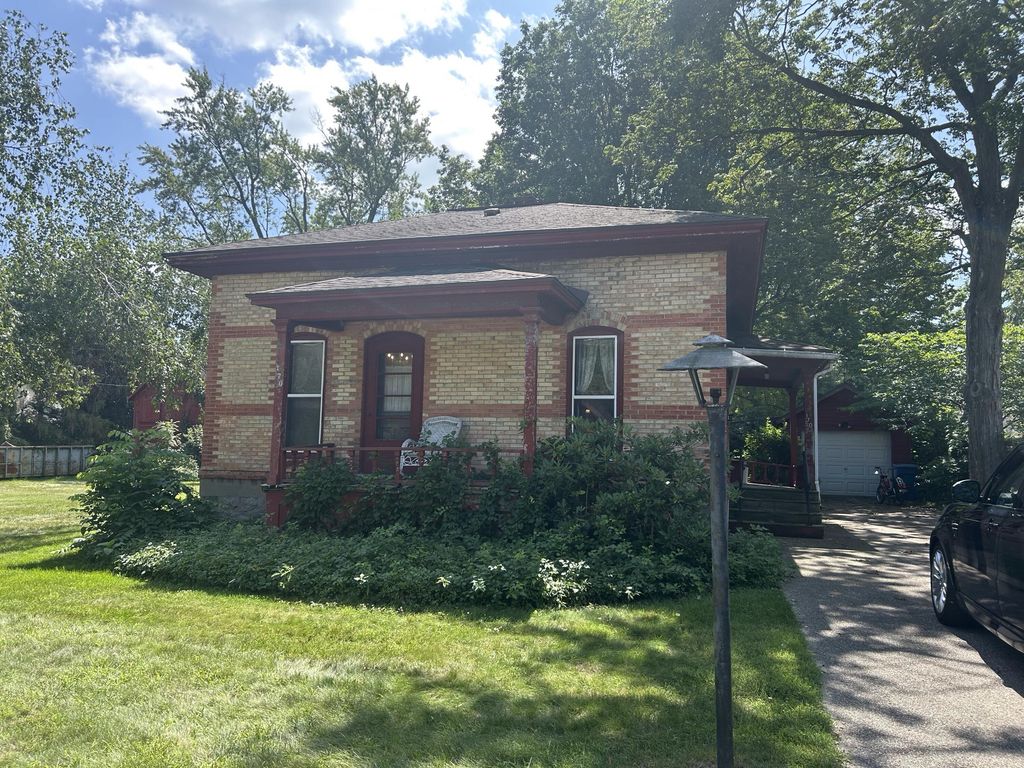170 Grove Street, Coopersville city