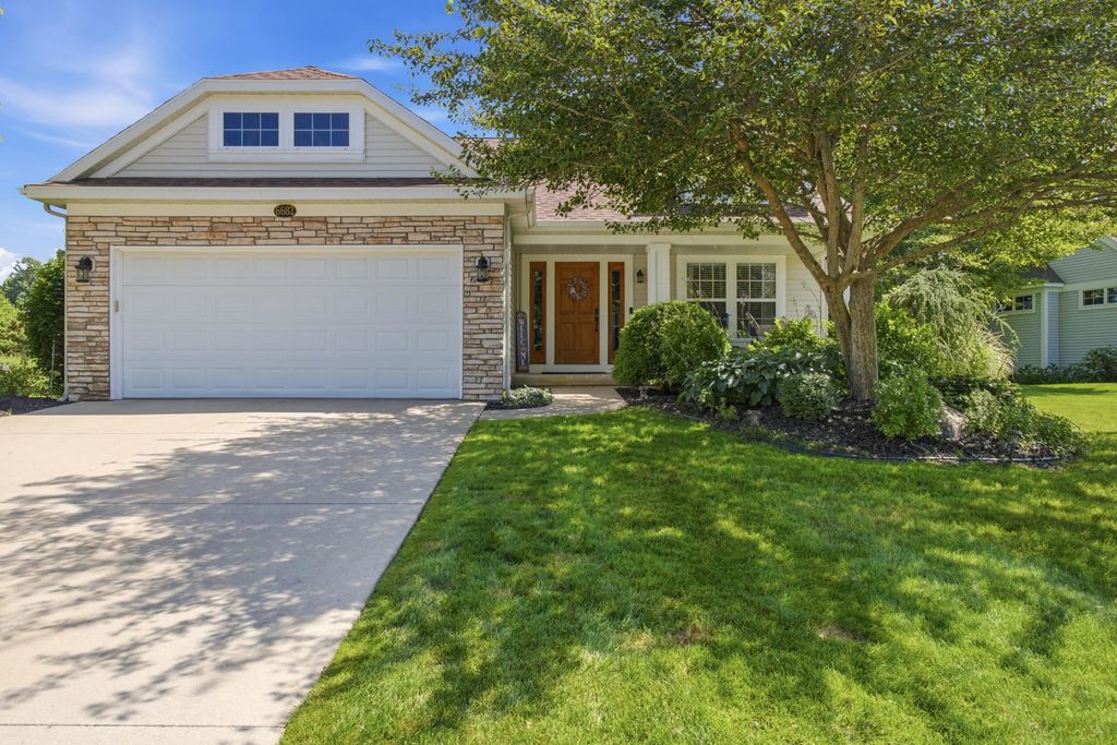 6682 Windflower Way, Norton Shores city