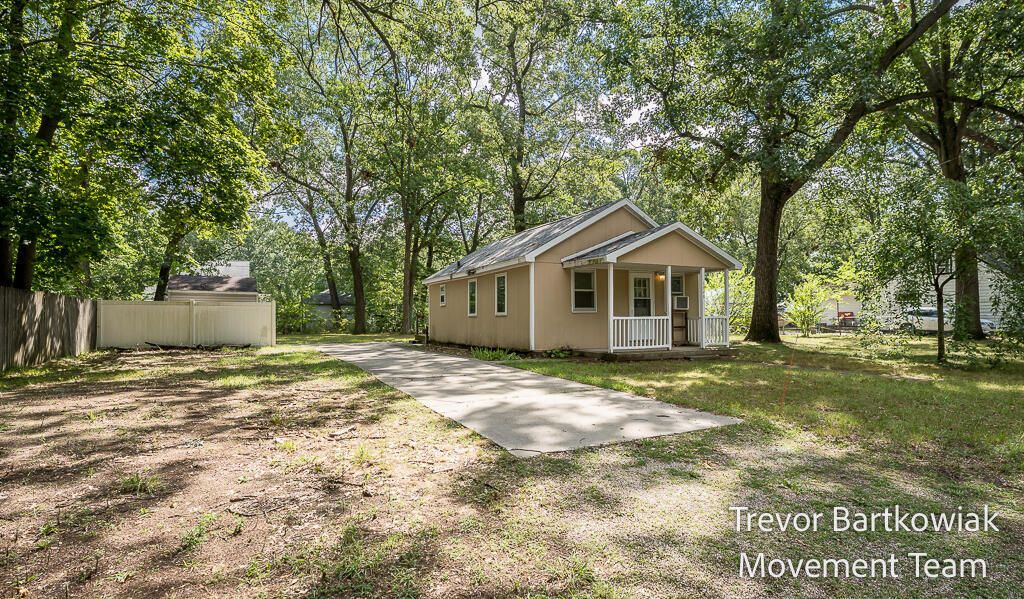 2948 Valley Street, Norton Shores city