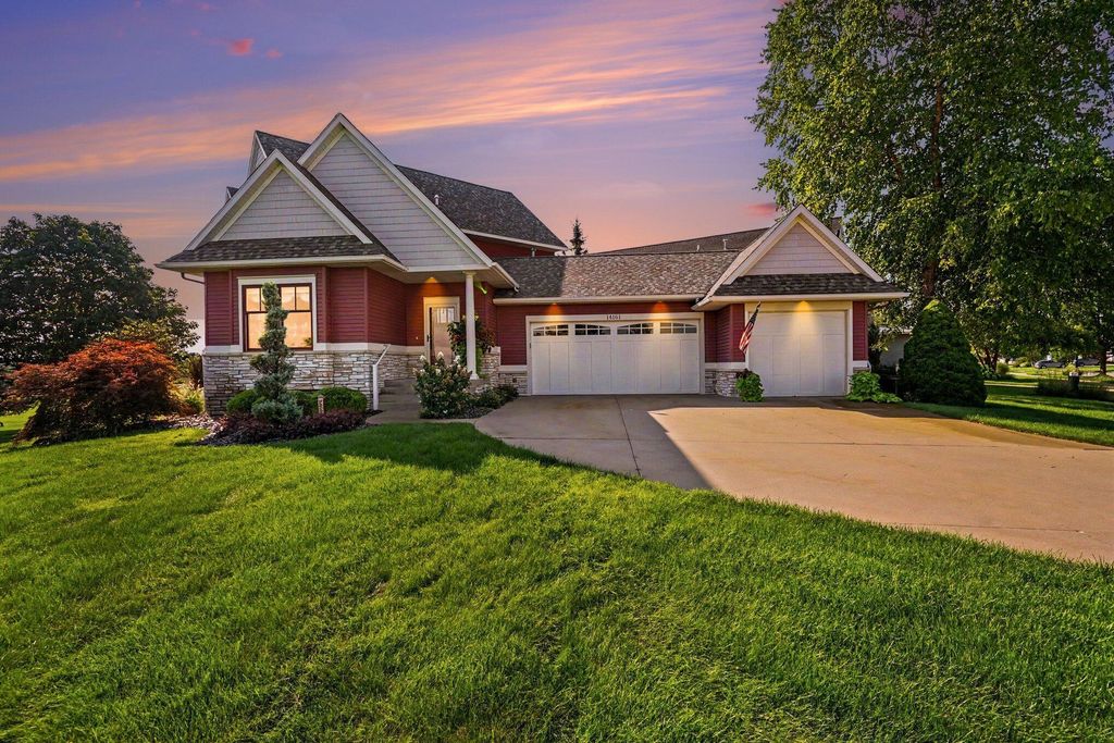 14161 Georgian Bay Drive, Holland
