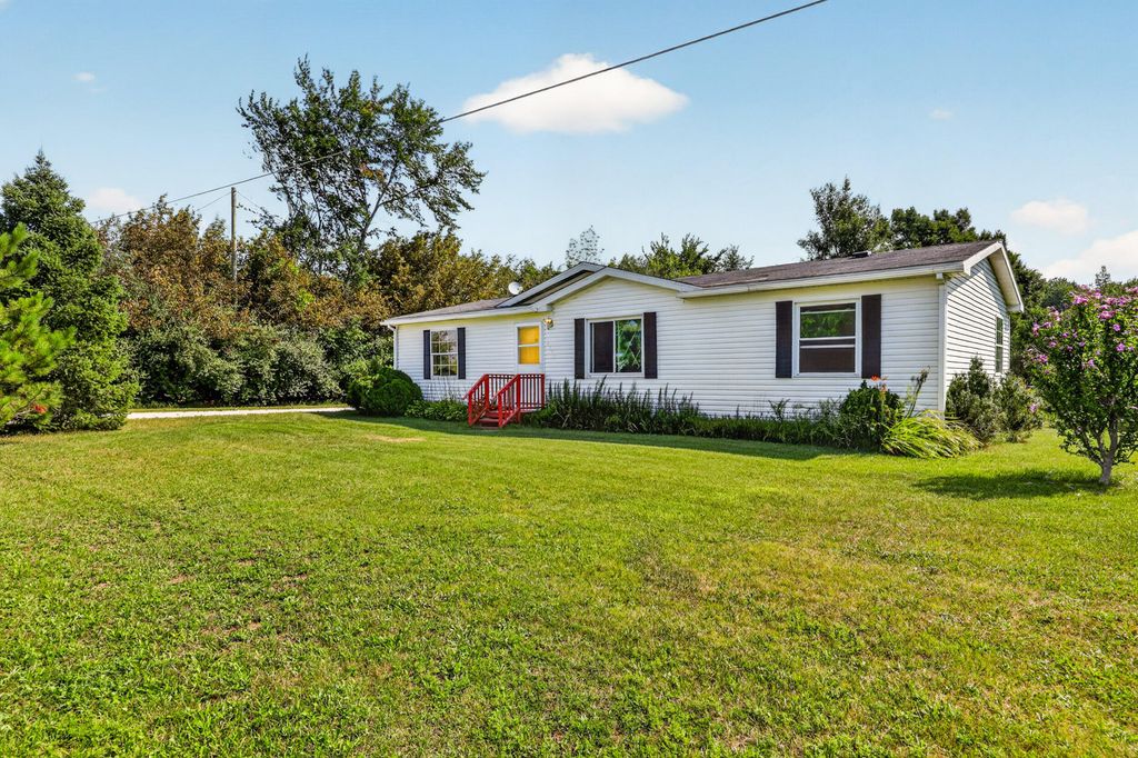 9390 Dicey Street, Montague city